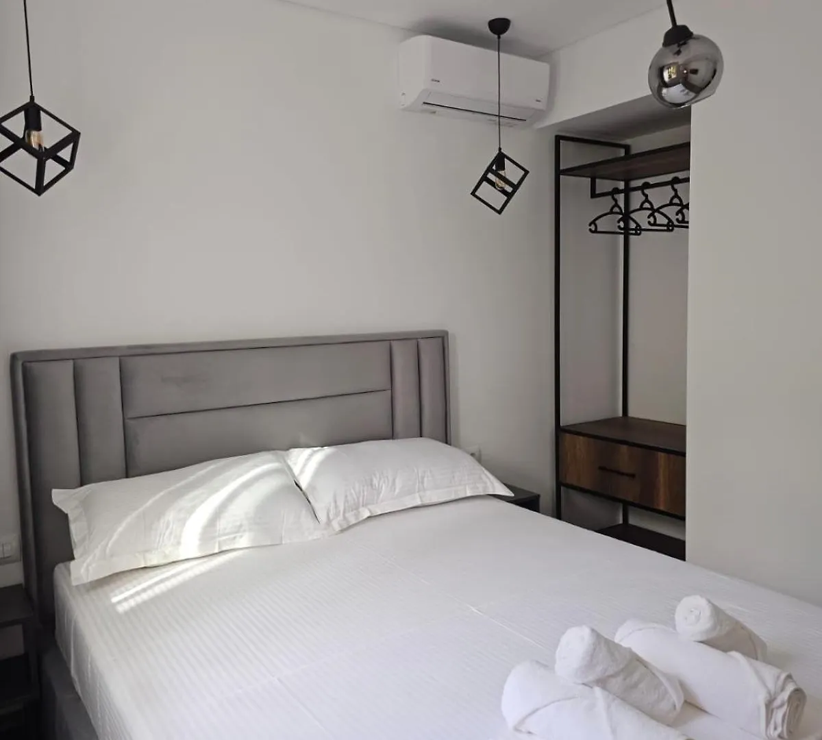 Ardit Seaside Rooms Sarande Albania