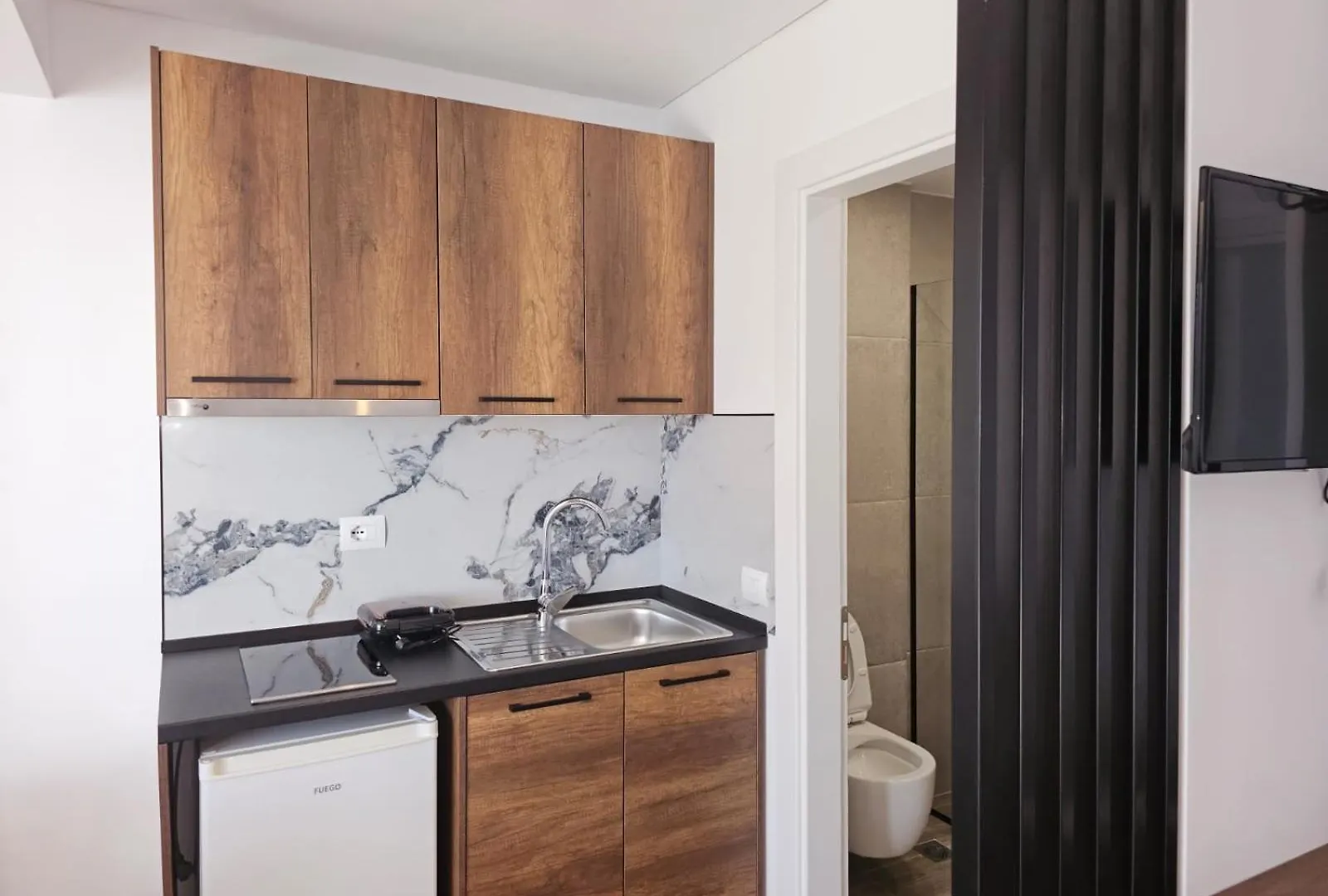 Ardit Seaside Rooms Sarande