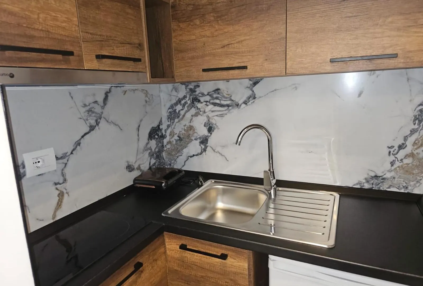 Ardit Seaside Rooms Саранда 0*,  Албания