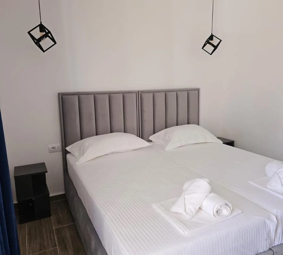 Ardit Seaside Rooms Sarandë Appartamento