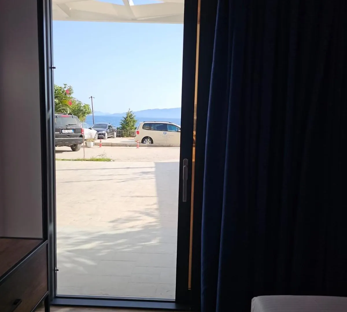 Ardit Seaside Rooms Sarande Apartment