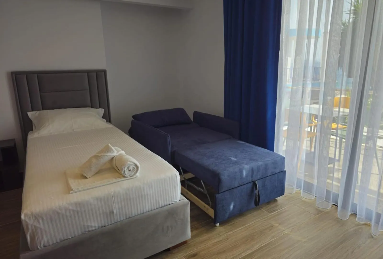 Apartment Ardit Seaside Rooms Sarande Albania