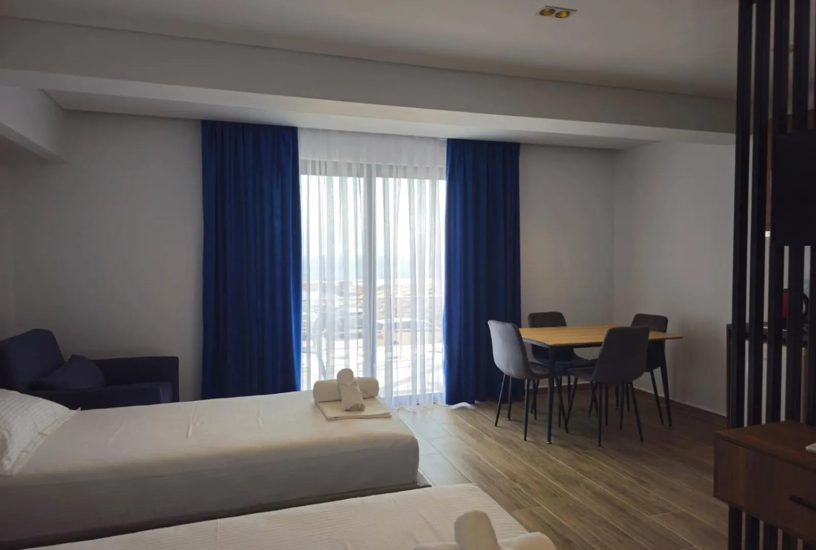 Ardit Seaside Rooms Sarande