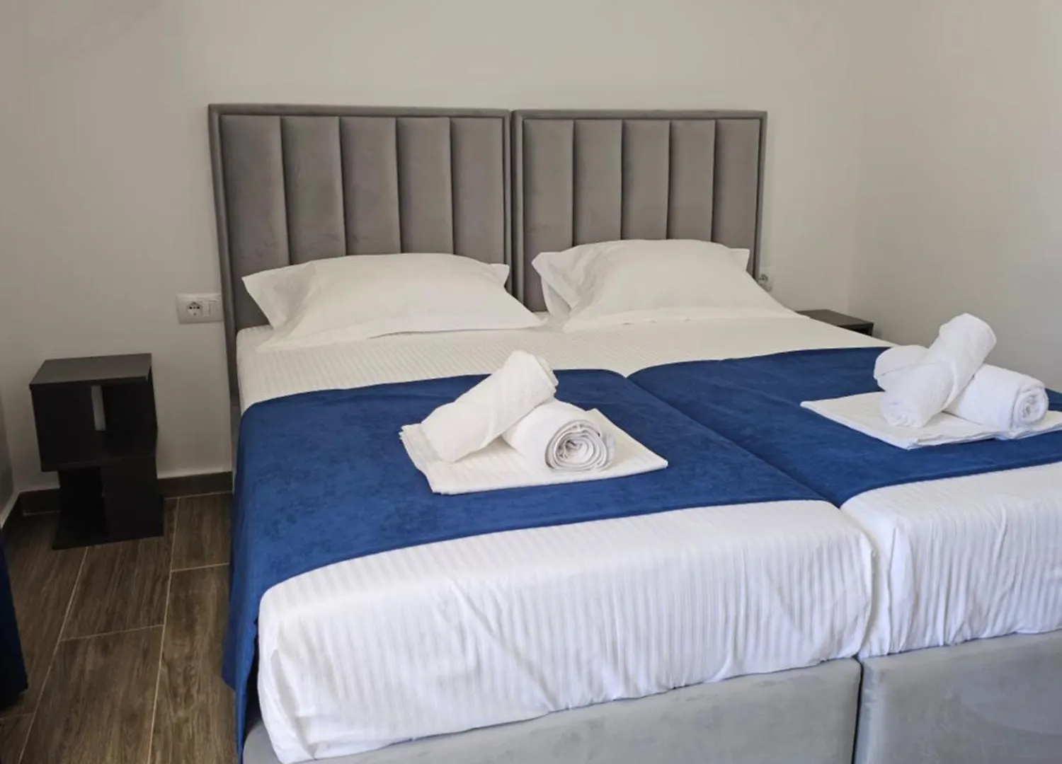 Ardit Seaside Rooms Sarande Apartment