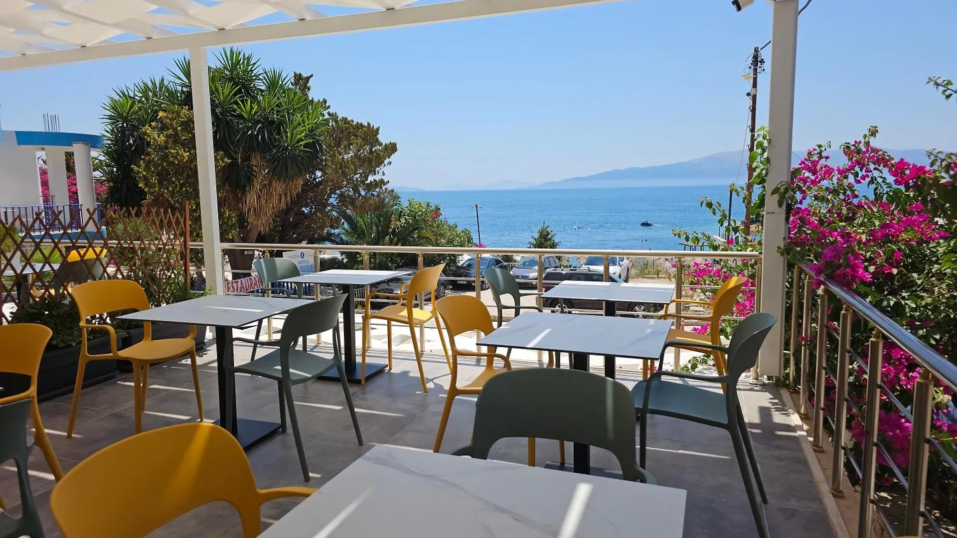 Ardit Seaside Rooms Sarande 0*,