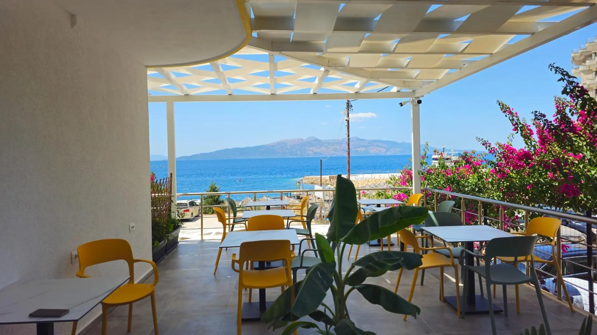 Ardit Seaside Rooms Sarande Apartment