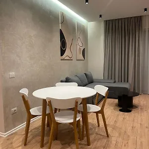 https://comfortexcellence.hotels-in-tirana.com