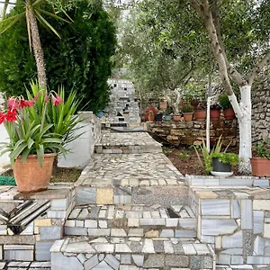 Flora's Place Casa vacanze